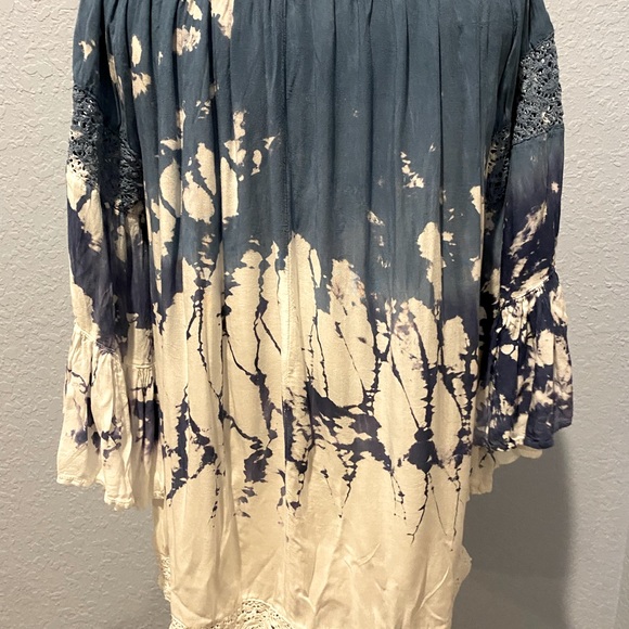 Surf Gypsy Boho Bell Sleeve Blouse - Picture 2 of 5